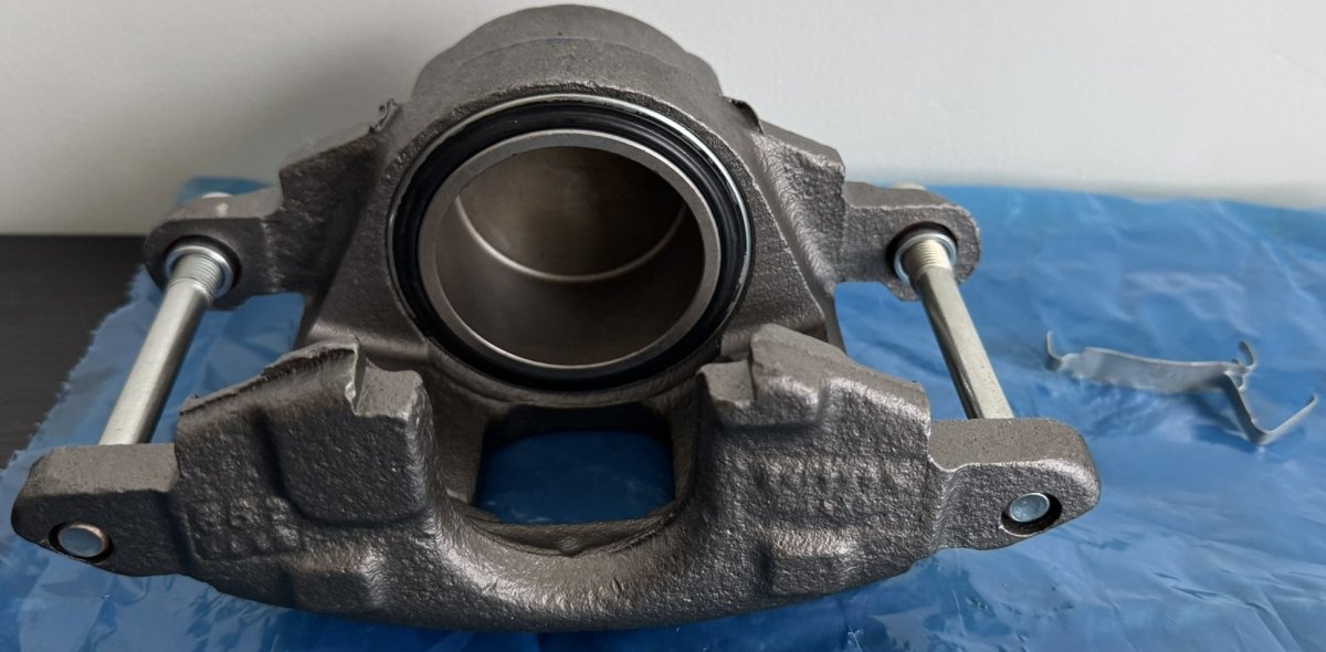 Raybestos FRC4339+CORE – Front Brake Caliper (RH – Remanufactured) - Sumara Shop LLC